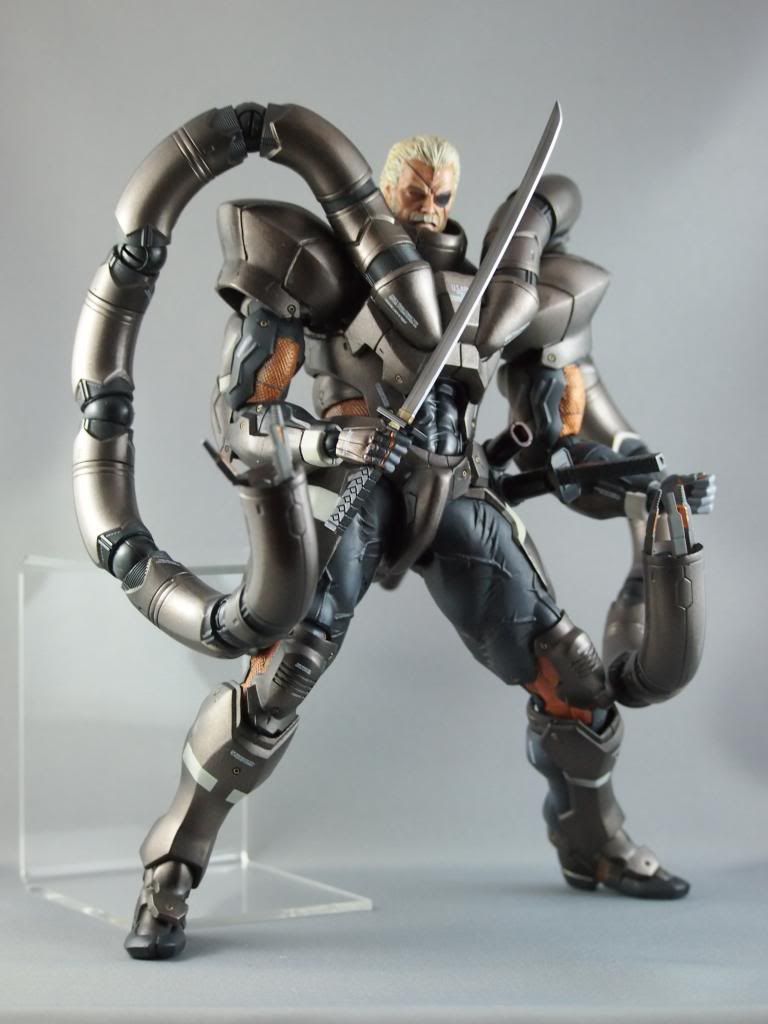 solidus snake play arts kai