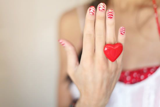 IMAGE: http://i283.photobucket.com/albums/kk294/czechcanary/IMG_5427s-1.jpg