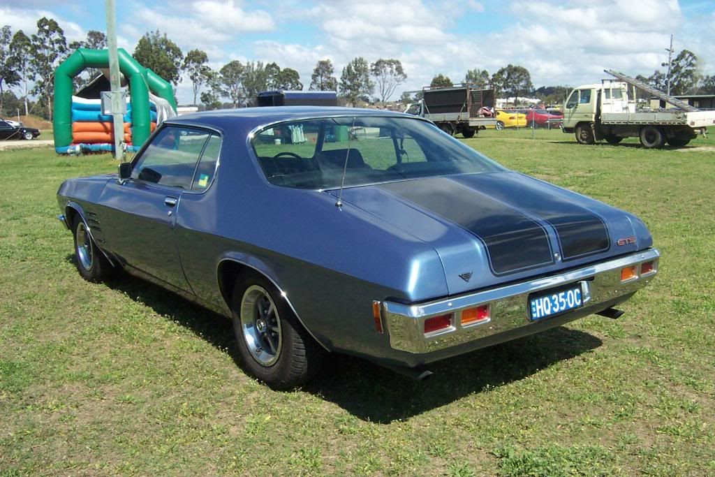 HQ GTS 350 coupe (Zodiac Blue?)