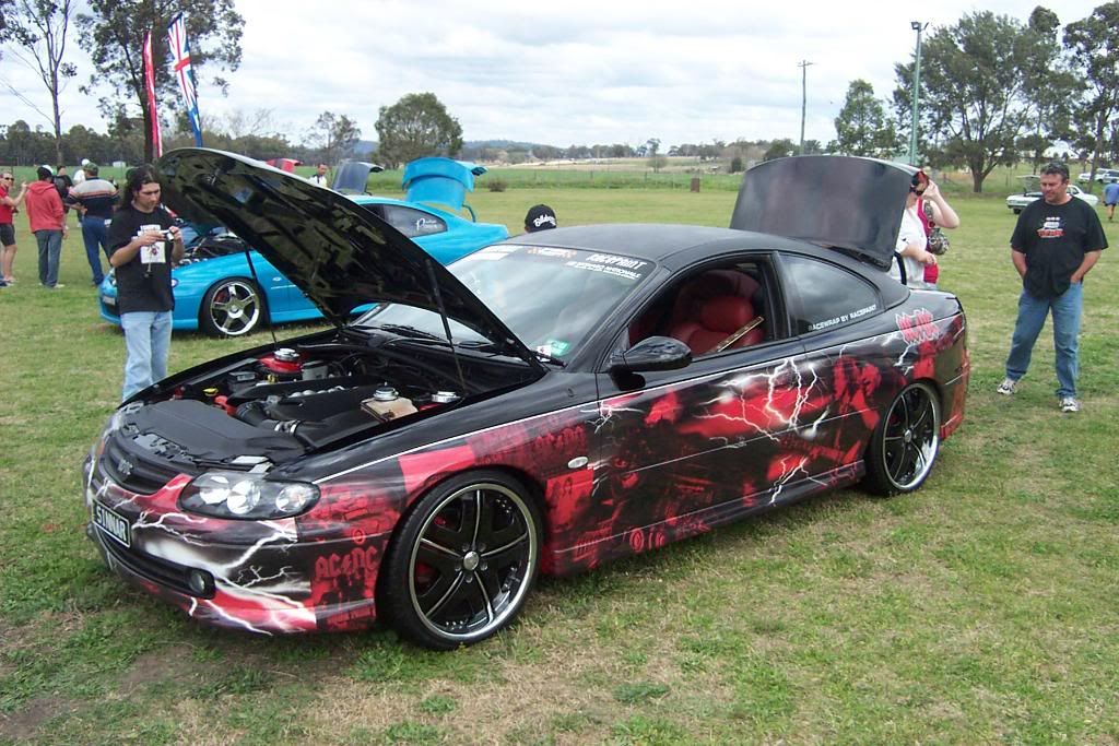 V2 with vinyl roof and 'skin'