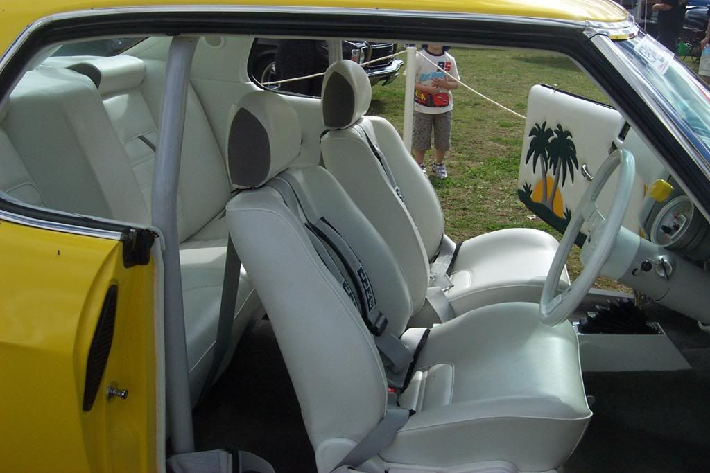 Tropical look HQ show coupe