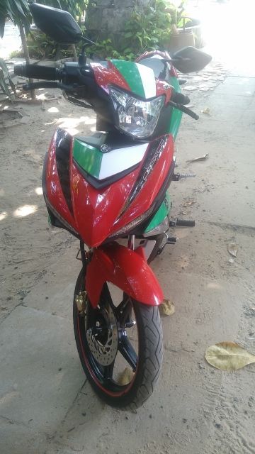 ex 2015 màu đỏ đen đây