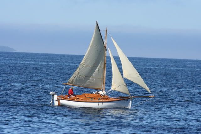 Pocket Cruiser Sailboats | 7Borneo.com