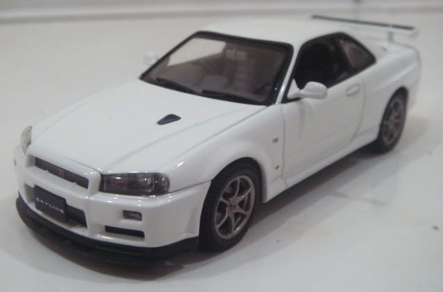 autoart nissan skyline r34