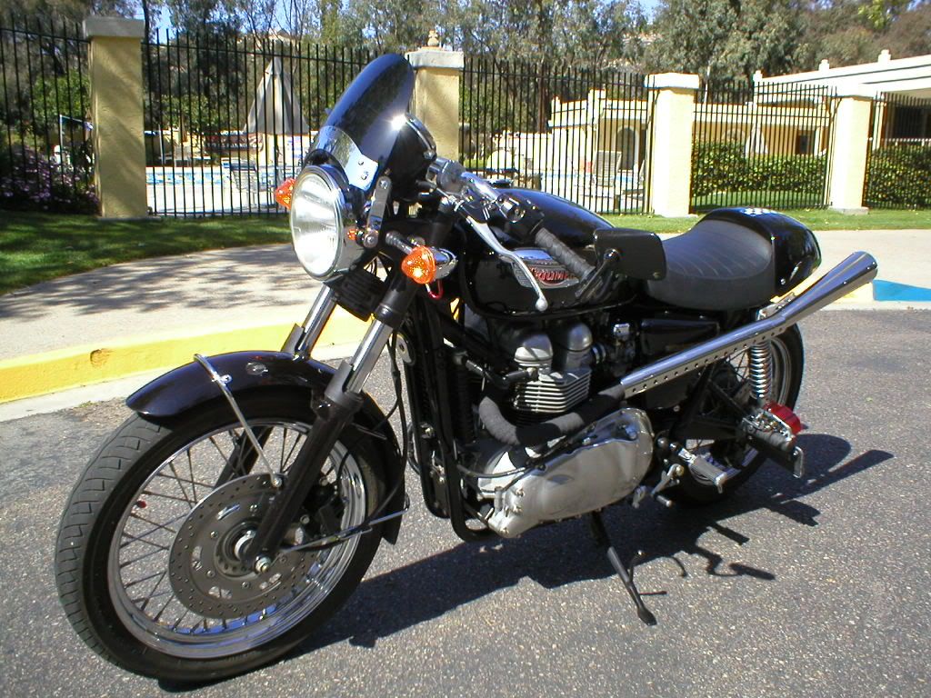 2004TriumphBoneville010.jpg