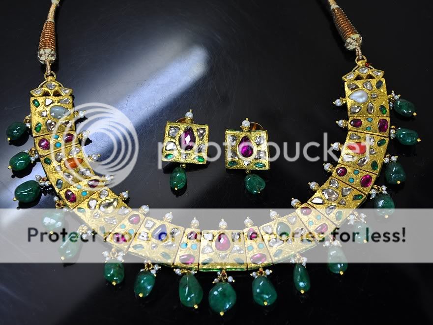 Most Exclusive Antique 22kt gold 9 Planet Diamond Moghul necklace 
