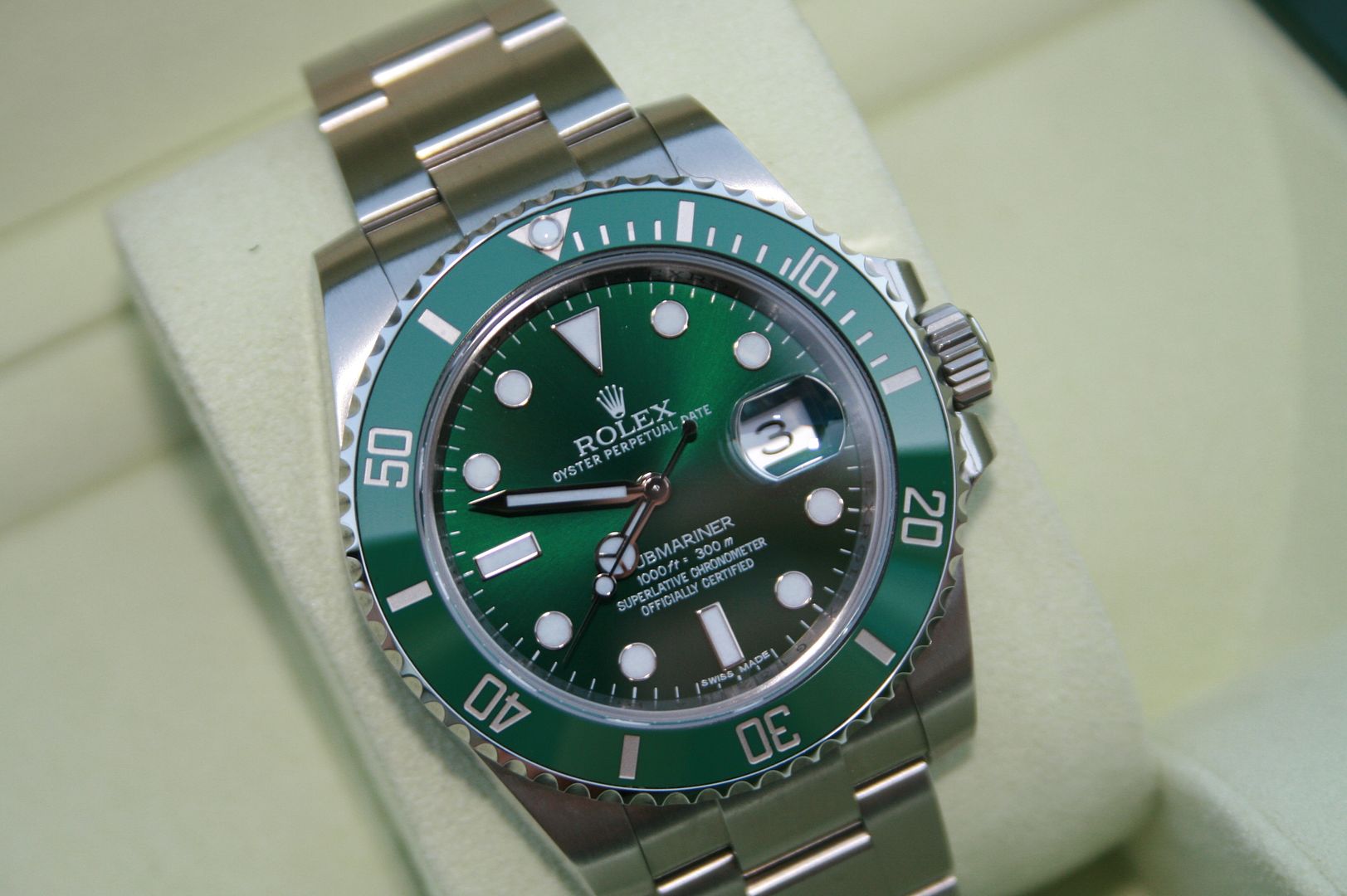 FS: Rolex Ceramic Submariner Green Bezel 116610LV G Serial HULK Priced ...